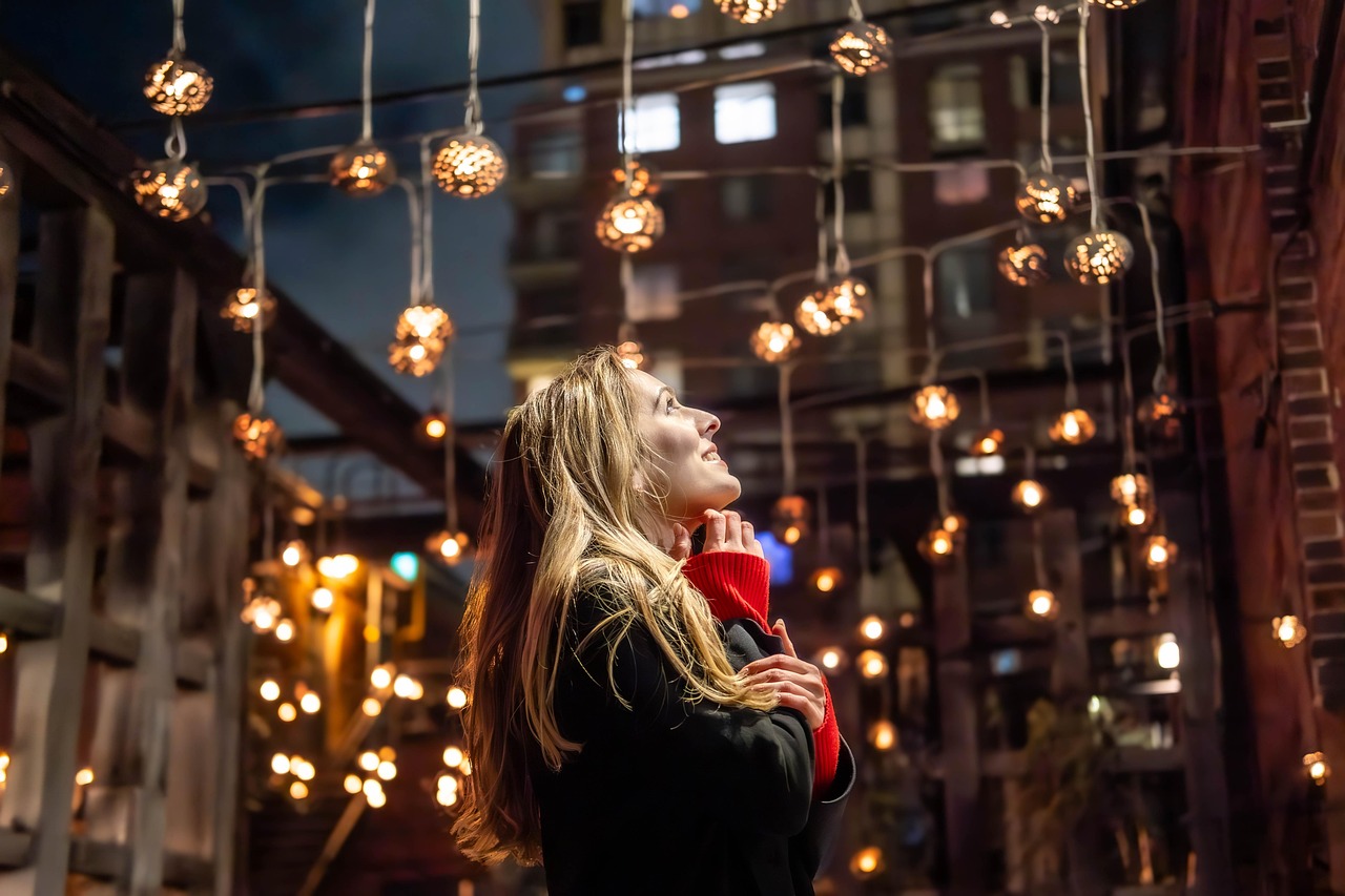 services-img woman, lights, fashion, model, lifestyle, vintage, vibe, stylist, lighting, lantern